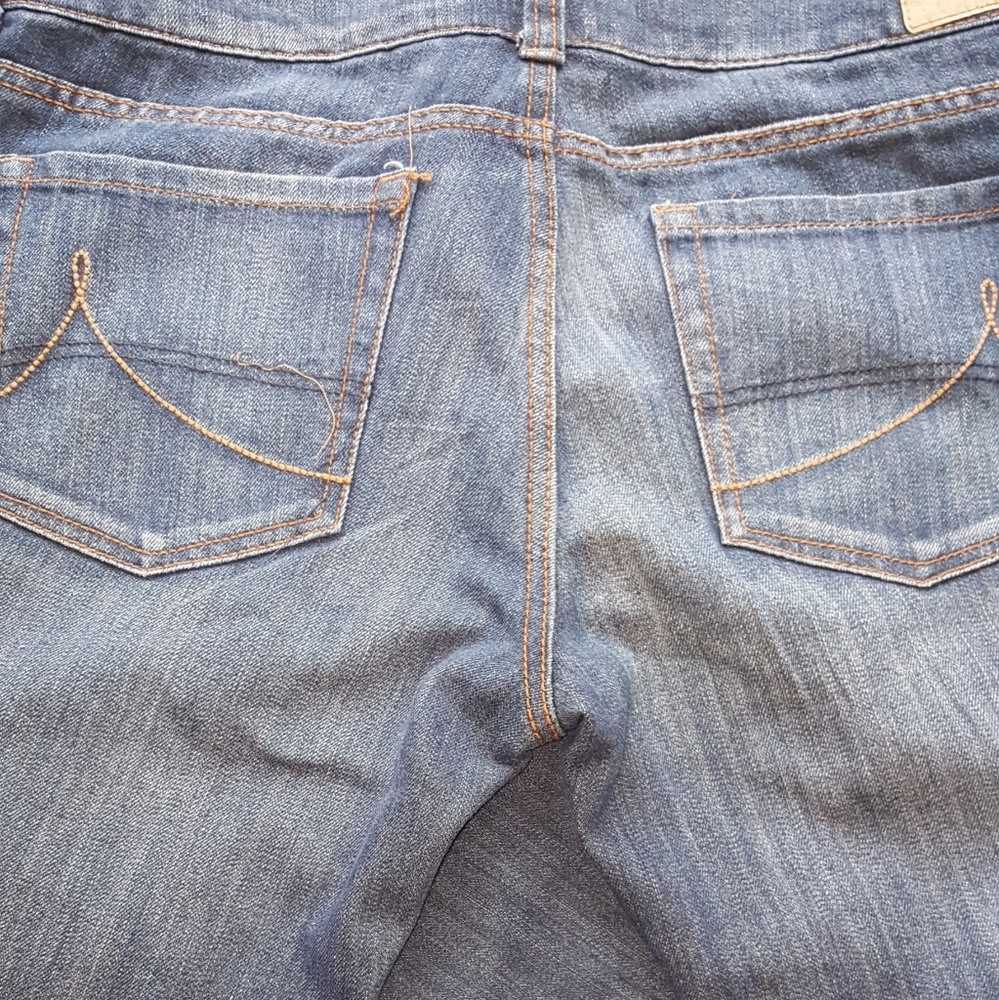 Anchorblue Sz 11 flare inseam 33